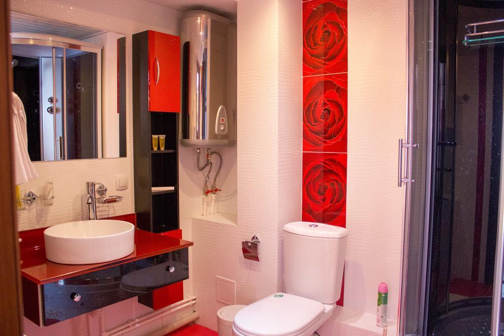 Sary Arka Hotel Pavlodar Bagian luar foto