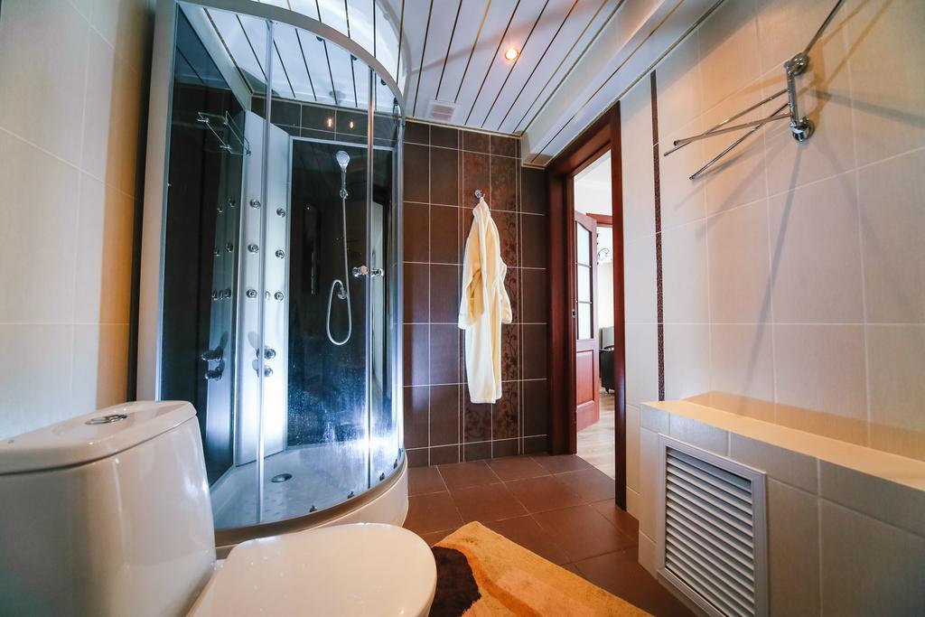 Sary Arka Hotel Pavlodar Bagian luar foto