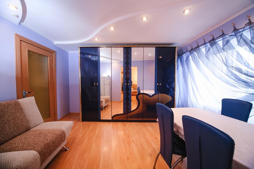 Sary Arka Hotel Pavlodar Bagian luar foto